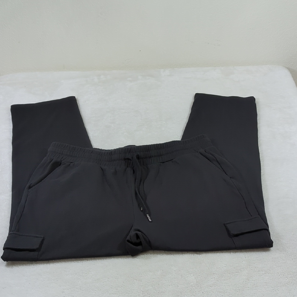 32 Degrees Cool Cargo Pants NWOT